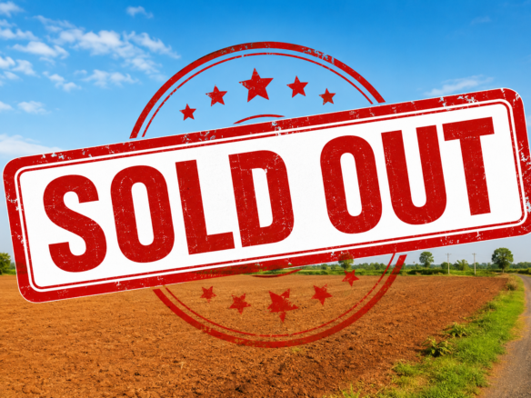 ₹23 Lakhs/Acre – 3.3 Acres Red Soil Land for Sale in Ballari | Tar Road Facing | Canal Water | Village Attached | Karnataka | BHOOVIX™ BX-19807 agriculture land for sale