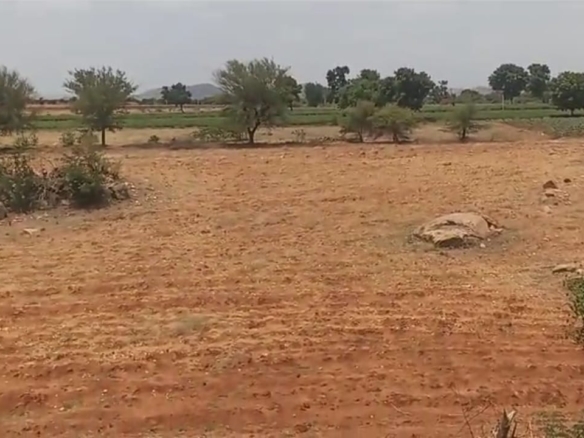9 acres 10 Guntas Red Soil Land for Sale in Chitradurga district, Karnataka | 2 Bores | ₹18 Lakhs per Acre | BHOOVIX BX-26016 agriculture land for sale