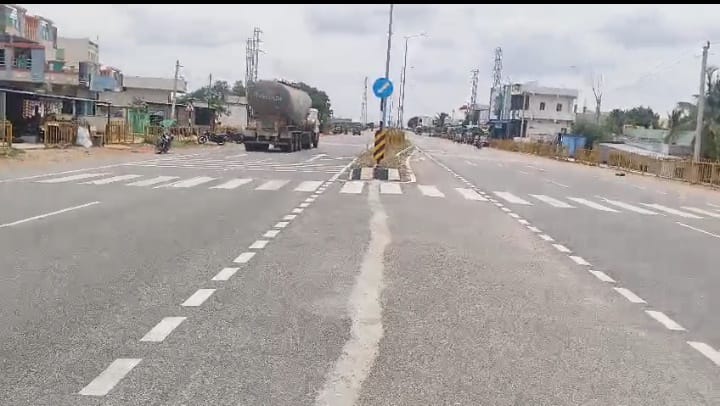 Highway Facing Farm Land for Sale | Commercial & Investment Agriculture Land | BHOOVIX