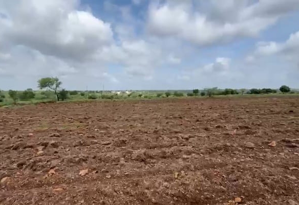 9 Acres BT Road Facing bit