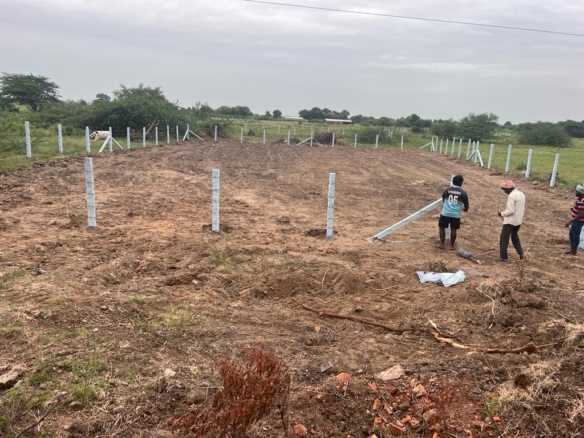 9 Guntas Commercial Land