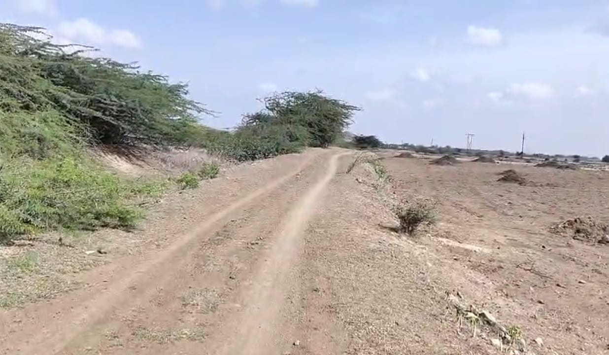 5 Acres Mixed Soil Land