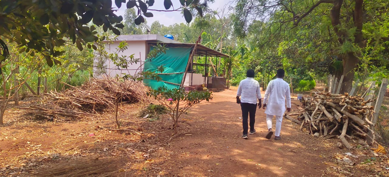 2 Acres Red Soil Pineapple Garden Land for Sale in Kohir Mandal, Sangareddy District, Telangana | BHOOVIX BX-32730