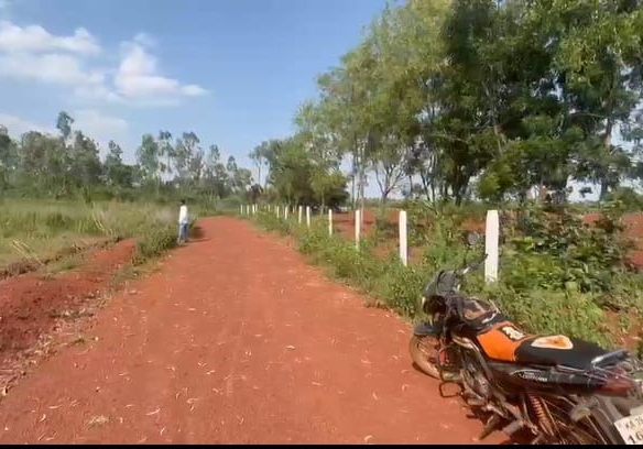 Gravel Road Attached Red Soil Land