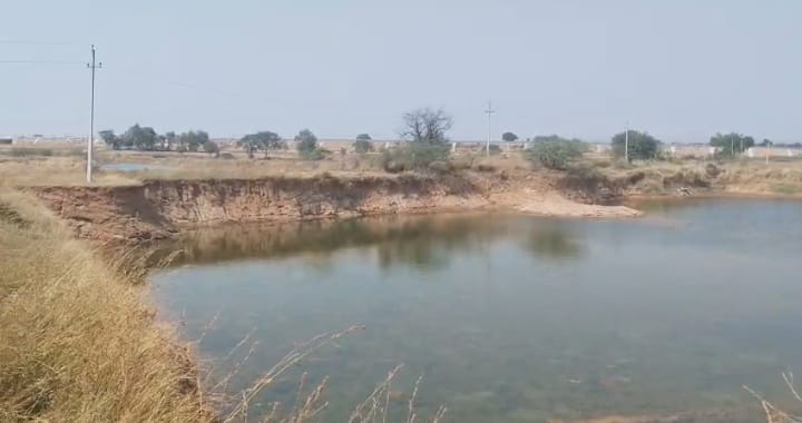 6 Acres 15 Guntas Fish Pond Suitable Land for Sale in Yadgir District, Karnataka | ₹4.50 Lakhs Per Acre | BHOOVIX BX-32920