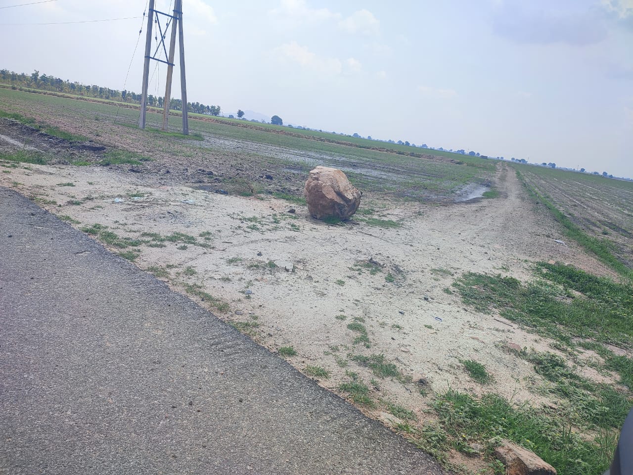 7.26 Acres Black Soil Agriculture Land for Sale in Bellary District, Karnataka | ₹12.50 Lakhs Per Acre | BHOOVIX BX-33044