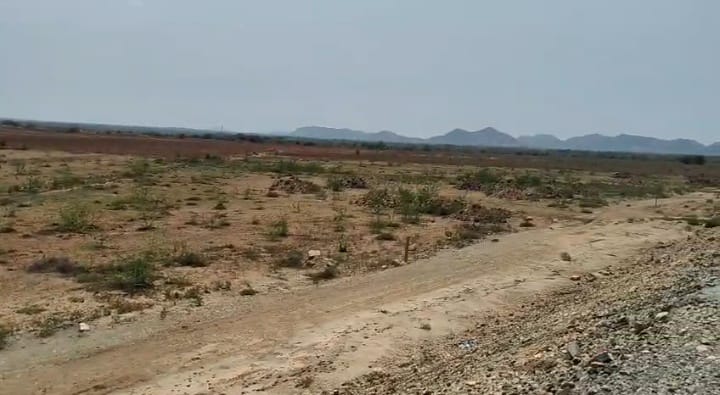 1 acre mixed soil land Exist beside 6 Lane Express Way Attached in Veligandla Mandal, Markapuram District, Andhra Pradesh | ₹16 Lakhs/Acre | BHOOVIX BX-33249