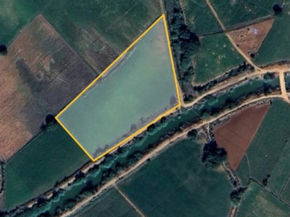 Canal Attached Red Soil Land