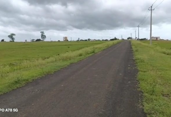 BT Road Attached Land