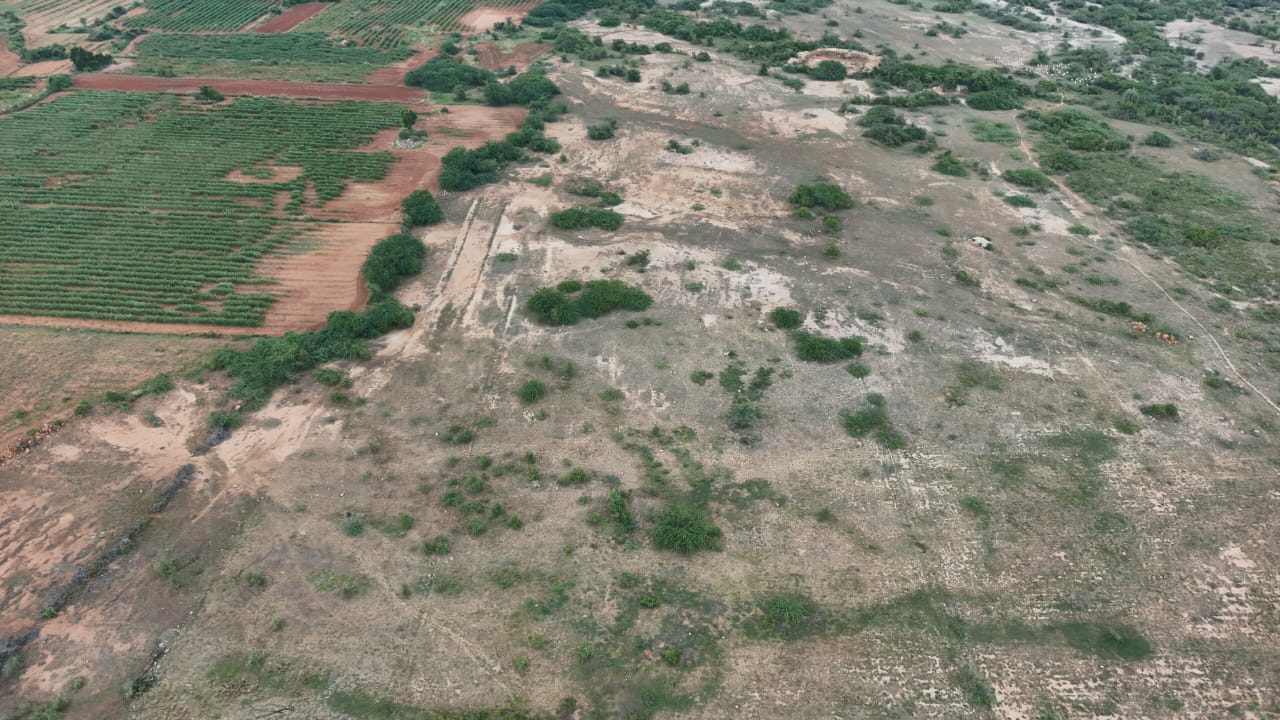 12 Acres Red Soil Agriculture Land for Sale in Tadimarri Mandal, Sri Sathya Sai  District, Andhra Pradesh | ₹8.50 Lakhs Per Acre | BHOOVIX BX-33816