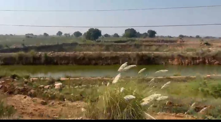 2 Acres 20 guntas Digging Land Suitable for Fish Pond Beside 6-Lane Highway for Sale at ₹8.50 Lakhs Per Acre in Shahpur Taluk, Yadgir District, Karnataka | BHOOVIX BX-33919