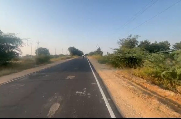 11 Acres Black Soil BT Road Facing Agriculture Land for Sale at ₹18 Lakhs Per Acre in Chincholi Taluk, Kalaburagi District, Karnataka | BHOOVIX BX-34065